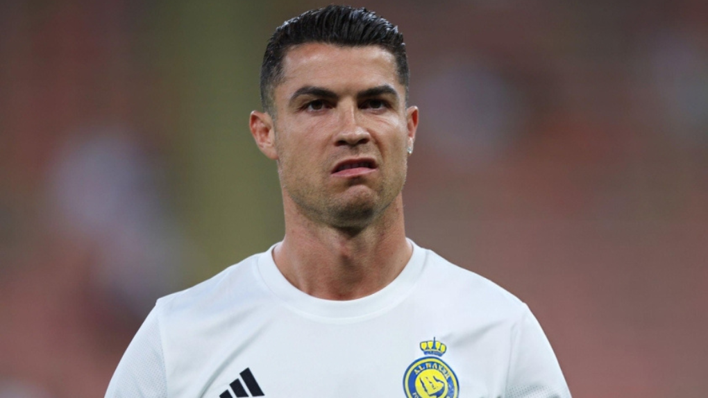 Sự thật bất ngờ về tương lai Ronaldo: Ai đó vừa tiết lộ điều “động trời”